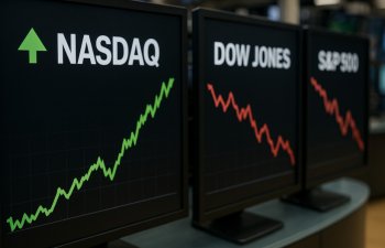 S&P 500 və Nasdaq Rekordlarını Yeniləyir, Dow Jones bir qədər aşağı düşüb