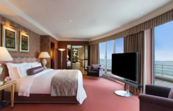 Azərbaycanda hotel gecələmələrinin sayı artıb: Əcnəbi turistlərin payı 60%-i ötüb