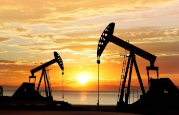 Neftin qiyməti ucuzlaşdı – Brent və WTI bazarlarında eniş