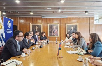 İqtisadiyyat nazirinin birinci müavini Uruqvaya səfər edib