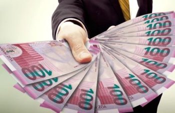 Bank sektorunda ilk yarımildə 56,7 milyon manatlıq kredit silinməsi qeydə alınıb