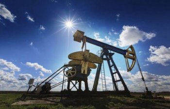 Neft qiymətləri bazar ertəsi enişlə açıldı – Brent və WTI ucuzlaşdı