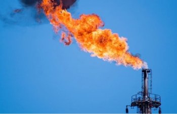 Dünya təbii qaz bazarında qiymətlər azalıb