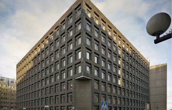 İsveç Kronası Dollar Qarşısında 0,2% Möhkəmləndi