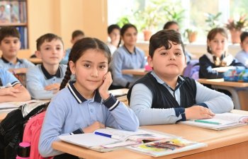 2025-2026-cı tədris ilində şagirdlərin elektron yerdəyişməsi davam edir