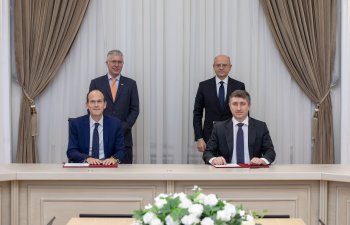 “Yaşıl Enerji Dəhlizi Enerji Şirkəti” (GECO) və Böyük Britaniyanın “Xlinks” şirkəti Anlaşma Memorandumu imzalayıb