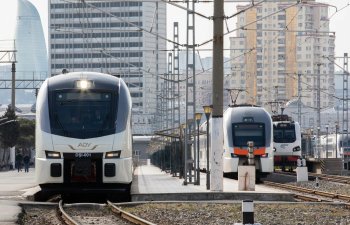 Bayram günlərində rayonlararası əlavə qatar reysləri fəaliyyət göstərəcək - ADY