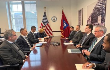 Nazir Rəşad Nəbiyev ABŞ Ticarət Departamenti katibinin müavinləri ilə görüşüb