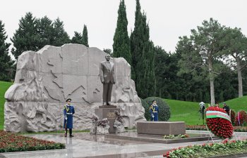 Ümummilli Lider Heydər Əliyevin əziz xatirəsi yad edilib