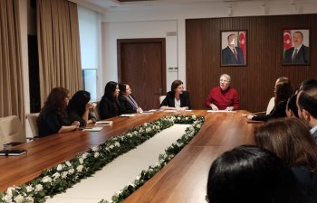 Humboldt mükafatı laureatı professor Məsud Əfəndiyev AzMİU-nun gənc alimləri ilə görüşüb