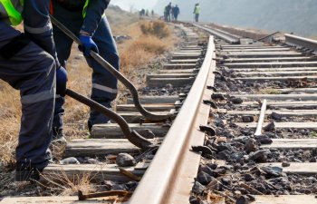 ADY Naxçıvan MR-də 194,1 km-lik yeni dəmir yolu xəttini tikir