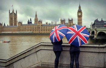 Bahalaşma britaniyalıları pirat idman yayımlarına yönəldir