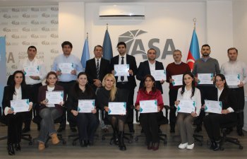 Sığortaçılara fiziki məhdudiyyətli şəxslərlə davranış qaydalarına həsr olunmuş təlim keçilib