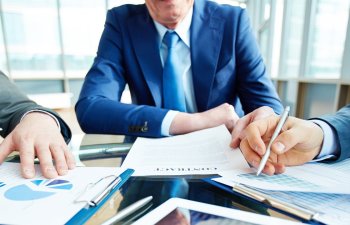 Azərbaycanda kommersiya qurumlarının sayı 7,2% artıb