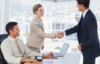 Satış meneceri vəzifəsi üzrə - VAKANSİYA