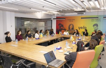 Yelo Bank-da səhiyyə sahəsində çalışan qadın sahibkarlar üçün netvörkinq görüşü təşkil edildi