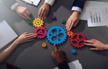 İntellektual oyun və təlimlər üçün tender elan edilib