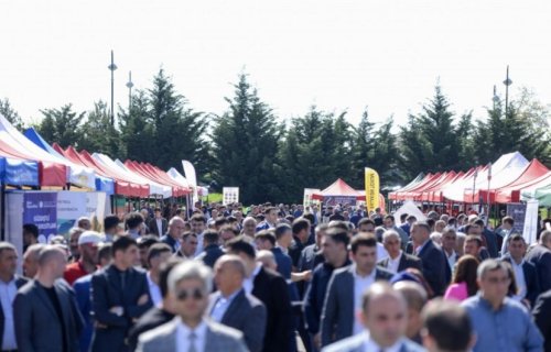 Azərbaycanda Aqrar Biznes Festivallarında 8 milyon manatlıq məhsul satılıb