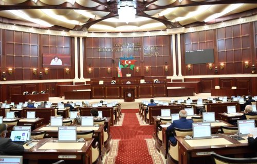 Gömrük, təhsil, torpaq və media sahəsində dəyişikliklər gündəmdə