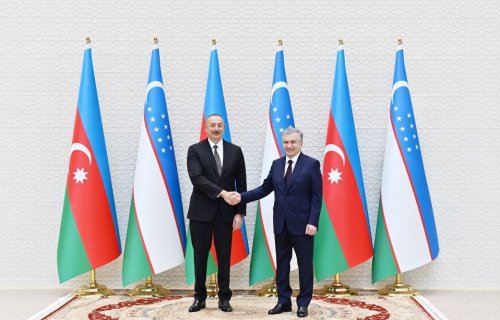 Prezident İlham Əliyev Şavkat Mirziyoyevi təbrik edib