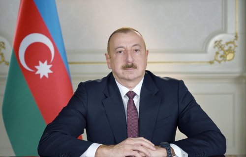 Mədəniyyət Nazirliyinə Azərbaycan dili və ədəbiyyatı ilə bağlı vəzifələr tapşırılıb - FƏRMAN
