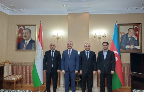 Ədliyyə nazirinin müavini Tacikistanda Hüququn Aliliyi üzrə Milli Forumda iştirak edib