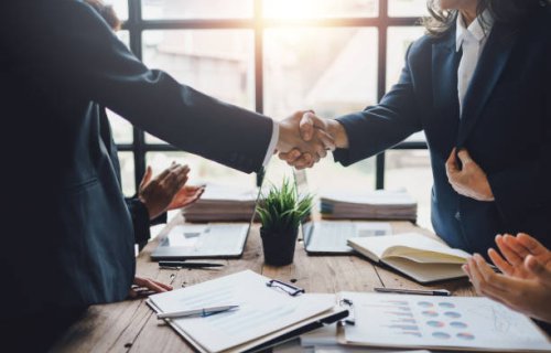 Qəbul və qeydiyyat şöbəsi üzrə Menecer - VAKANSİYA