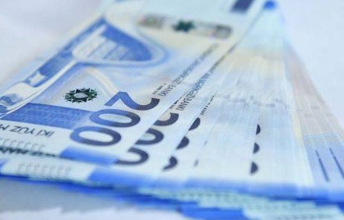 Azərbaycanda ticarət və xidmət sektoruna kredit qoyuluşları artıb