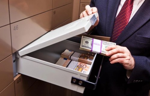 Azərbaycan banklarında fiziki şəxslərin əmanətləri artıb