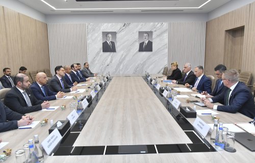 Rəqəmsal inkişaf və nəqliyyat naziri beynəlxalq əməkdaşlığı gücləndirir