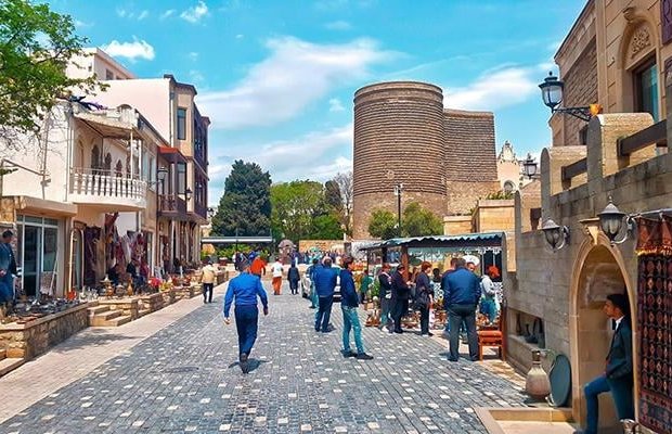 Azərbaycana
turist axını 4,1% artıb