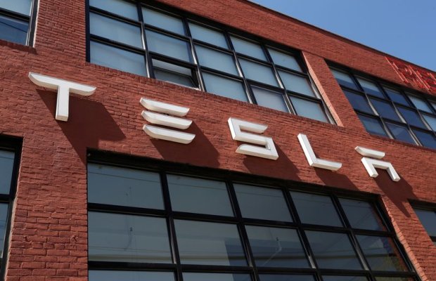 Tesla-nın Böyük Britaniyada başqa,bu ölkədədə satışları kəskin azaldı