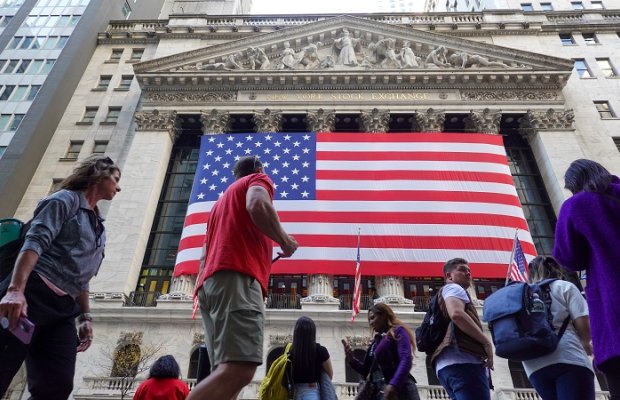 Wall Street Fed-in iclasından sonra daha yüksək bağlanır