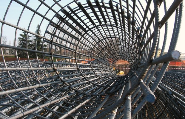 Armatur və polad boru istehsalında artım qeydə alınıb