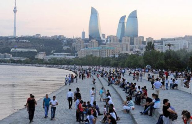 Bu il Azərbaycana 735 884 xarici vətəndaş səfər edib
