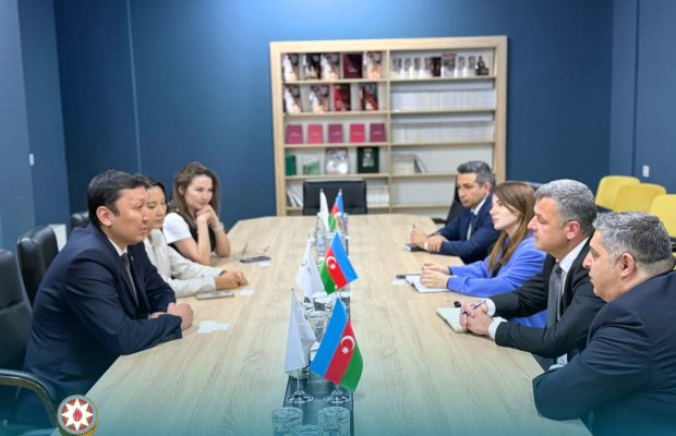 Azərbaycan və Qazaxıstan depozit və maliyyə bazarları üzrə təcrübə mübadiləsini genişləndirir