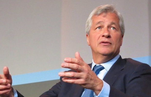 Dimon daha bir neçə il JPMorgan-ın rəhbərliyində qalmaq niyyətindədir