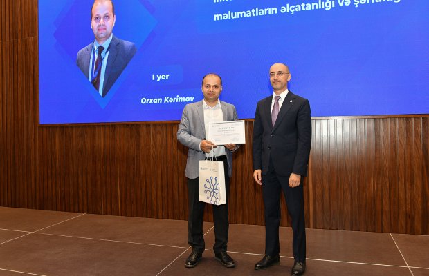 İKT Agentliyi yazı müsabiqəsinin qaliblərini mükafatlandırdı