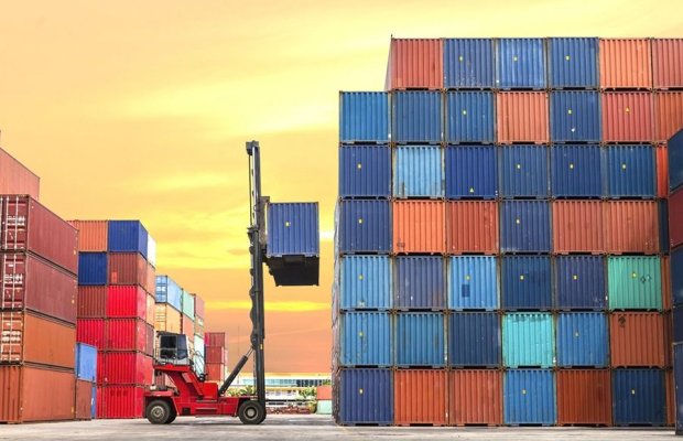 Orta Dəhliz üzrə konteyner daşımaları bu ilin ilk 4 ayında 56% artıb