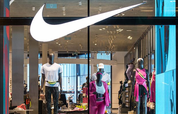 Nike-ın xalis mənfəəti dördüncü rübdə yeddi dəfədən çox azalıb