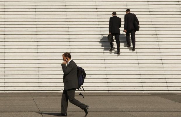 Böyük Britaniyanın PMI indeksi iyunda 48,8-ə yüksəldi