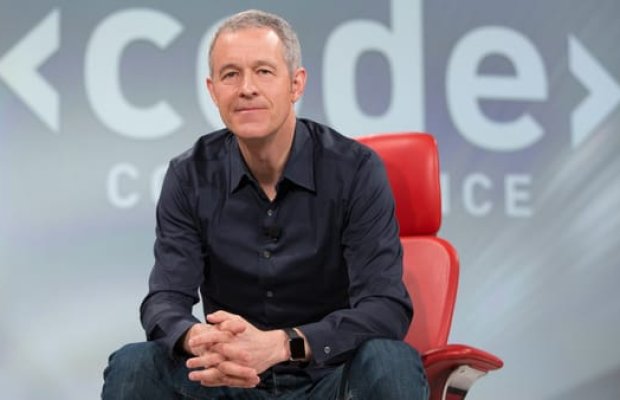 Apple-da COO dəyişir: Ceff Uilyams gedir, Sabih Xan gəlir