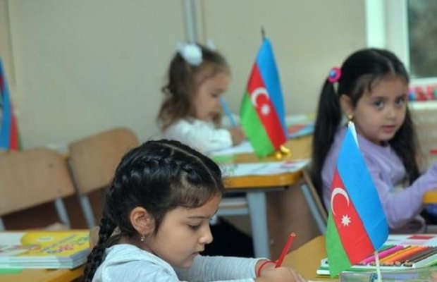 Məktəbəqədər yaşlı uşaqların təhsili ilə məşğul olan müəssisələrin siyahısı genişləndirilir