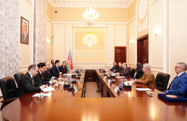 Azərbaycan və İraq arasında hüquqi əməkdaşlıq müzakirə olunub