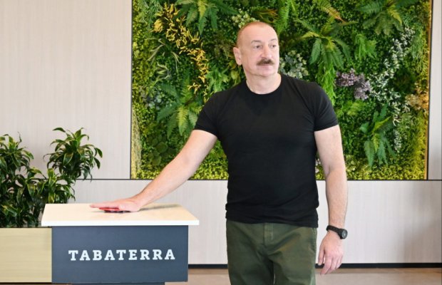 Prezident tütün məmulatlarının istehsalı müəssisəsinin açılışında iştirak edib