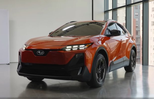 Subaru yeni elektrikli krossoverini təqdim edib