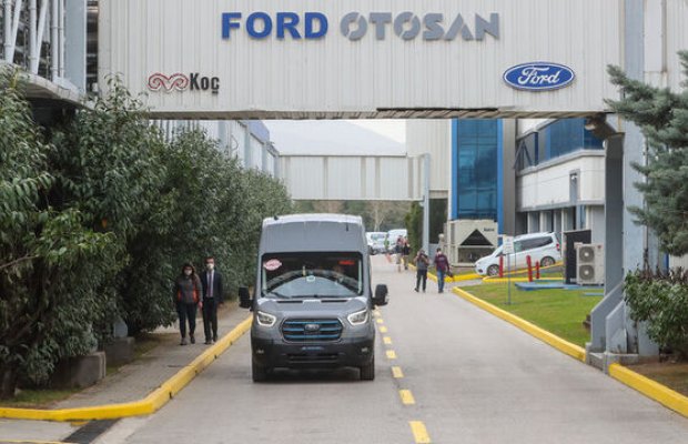 Ford Otosanda istehsal fasiləsi