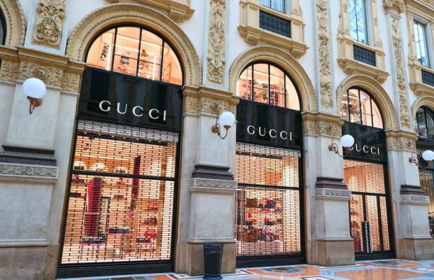 Gucci brendinin sahibinin yarımillik gəliri 16% azalıb