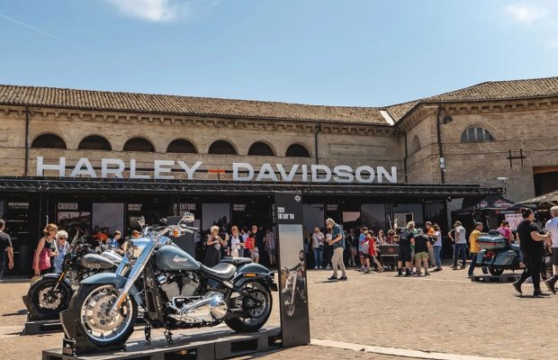 Harley-Davidson rüblük xalis mənfəəti yarıya endirir