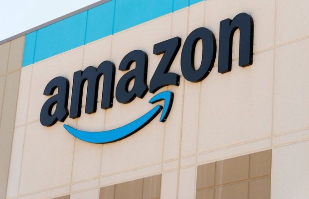 Amazonun gəliri 2-ci rübdə proqnozları üstələyərək 13% artıb